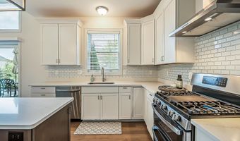 1466 St James Blvd, Ann Arbor, MI 48108