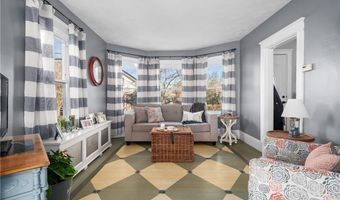 36 England St, Cumberland, RI 02864