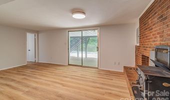 47 Bell Rd, Asheville, NC 28805