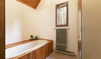 3898 Rainbow Bend Dr, Bonner, MT 59823