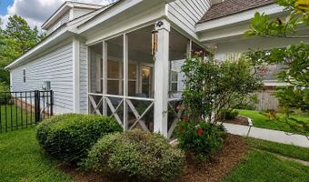 13056 Holly Springs Ave, Biloxi, MS 39532