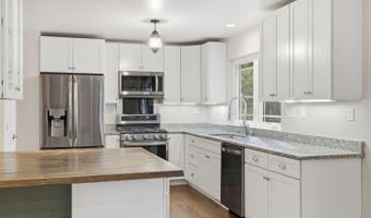 2136 Silver Dr, Arnold, CA 95223