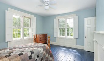 299 Davisville Rd, North Kingstown, RI 02852