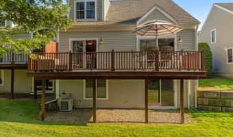 5 Sea Knoll Ct, Bourne, MA 02532