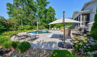 711 Yadkin St, Albemarle, NC 28001