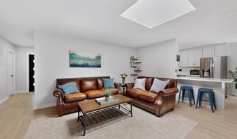 2704 Palo Alto Dr NE, Albuquerque, NM 87112