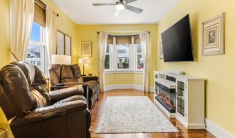 232 EDGEWOOD Ave, Audubon, NJ 08106