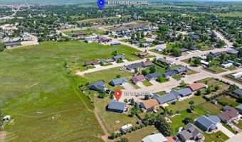 702 Taylor Ct, Belle Fourche, SD 57717