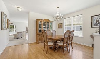 106 Lakeland Dr, Barnegat, NJ 08005