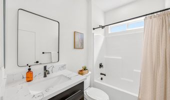 18620 SYMERON Rd, Apple Valley, CA 92307