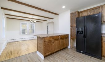 206 Ridgefield Ave, Bridgeport, CT 06610