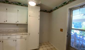1007 Julian Ave, Albertville, AL 35976