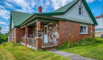 466 Hillside Ave, Berlin, NH 03570