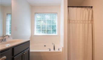 18 Hames Pt, Adairsville, GA 30103