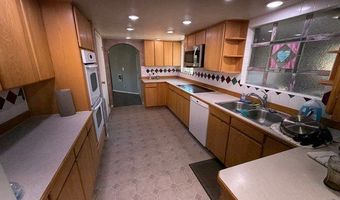 20894 Pioneer Ln, Bridgeport, OR 97818