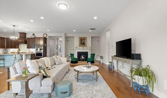 117 MALLARD Dr, Lake Frederick, VA 22630