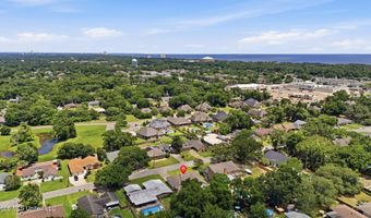 319 Eastview Dr, Biloxi, MS 39531