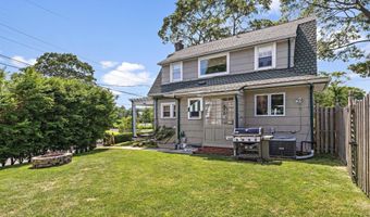 312 Lake Dr, Allenhurst, NJ 07711