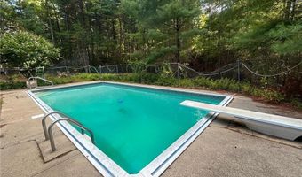 93 Provident Pl, Coventry, RI 02816