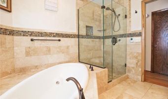 1210 Southview Ln, Albert Lea, MN 56007