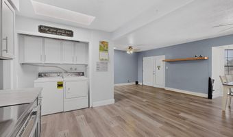 1709 Kirby St NE, Albuquerque, NM 87112