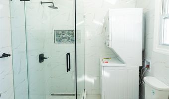 168 Oldfield Ave, Amityville, NY 11701