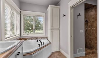 1106 BOBBY Ct, Appleton, WI 54915