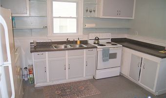 108 N Snead St, Ashland, VA 23005