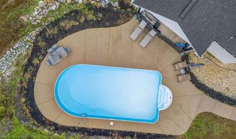 227 HOLLI Ln, Anniston, AL 36201