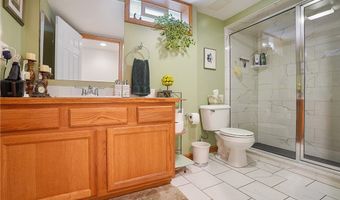 690 Garnette Rd, Akron, OH 44313
