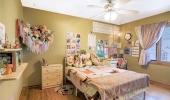 1210 Southview Ln, Albert Lea, MN 56007