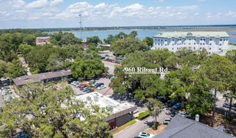 960 Ribaut Rd B, Beaufort, SC 29902