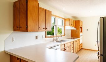 28 S Rail Rd, Banner, WY 82832