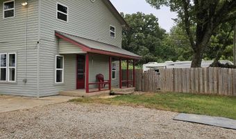 690 Autumnwood Rd, Ash Flat, AR 72513