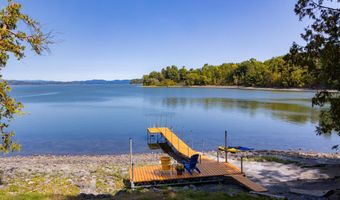 6954 Vermont Route 17 W, Addison, VT 05491