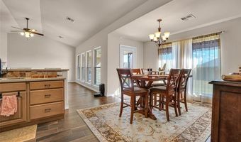 1812 Lynx Ln, Altus, OK 73521