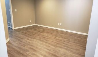 825 Sylvan Ave, Ann Arbor, MI 48104