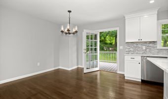 12 Cel Bret Dr, Danbury, CT 06810