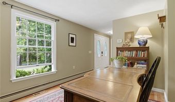 40 White Pine Dr, Glocester, RI 02814