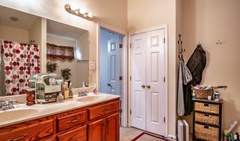 107 Sunrise Cv, Batesville, MS 38606