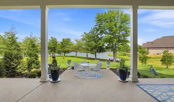 4025 Lochview Ct, Bargersville, IN 46106