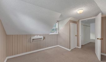 662 E 1452 Rd, Baldwin City, KS 66006