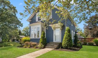 91 Warren Ave, Cranston, RI 02920