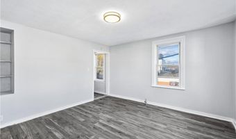 880 Charles St, North Providence, RI 02904