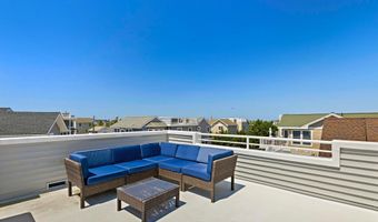 10 11TH St, Beach Haven, NJ 08008
