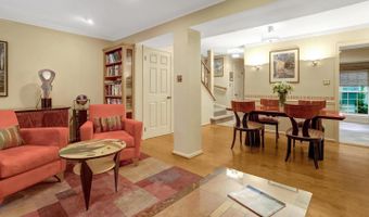 2540 S WALTER REED Dr #4, Arlington, VA 22206