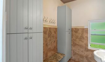 948 Little Coal River Rd, Alum Creek, WV 25003