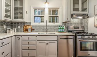 324 Highlake Ave, Ann Arbor, MI 48103