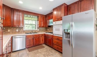 106 Lynnview Dr, Americus, GA 31709
