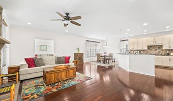 43245 BARNSTEAD Dr, Ashburn, VA 20148